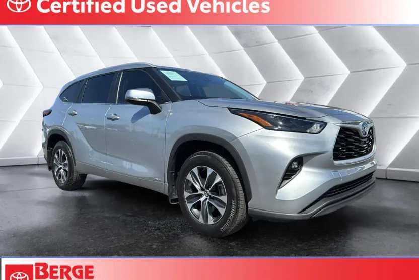 2024 Toyota Highlander Hybrid XLE photo 1