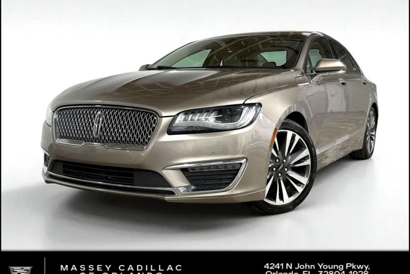 2020 Lincoln MKZ Hybrid Reserve photo 1