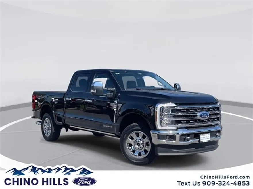 2024 Ford F-250 Lariat photo 1