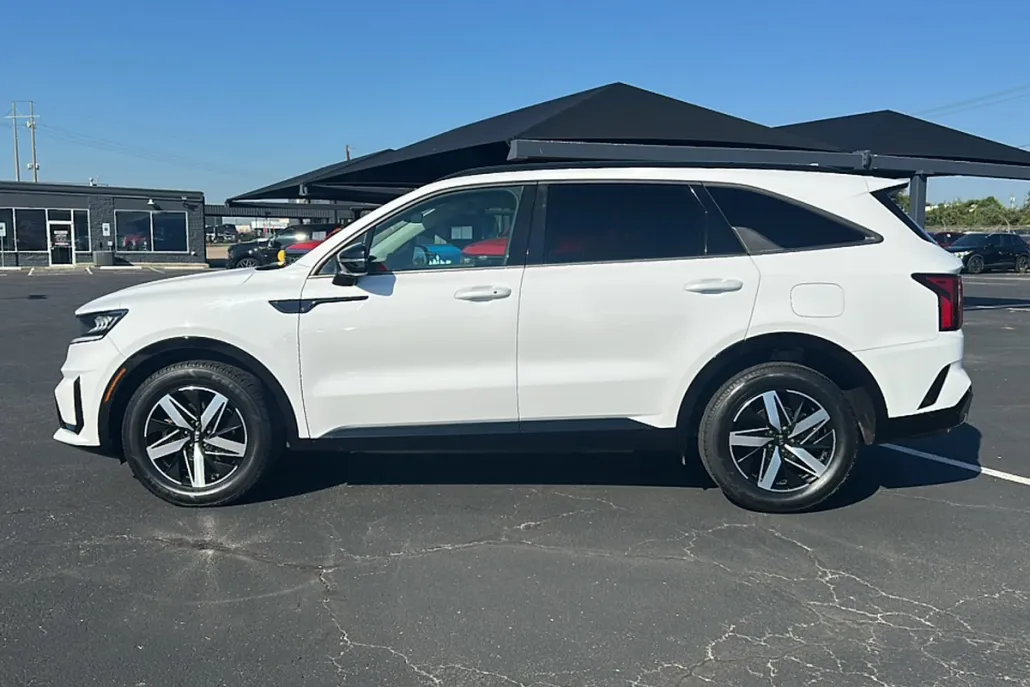 2021 Kia Sorento S photo 1
