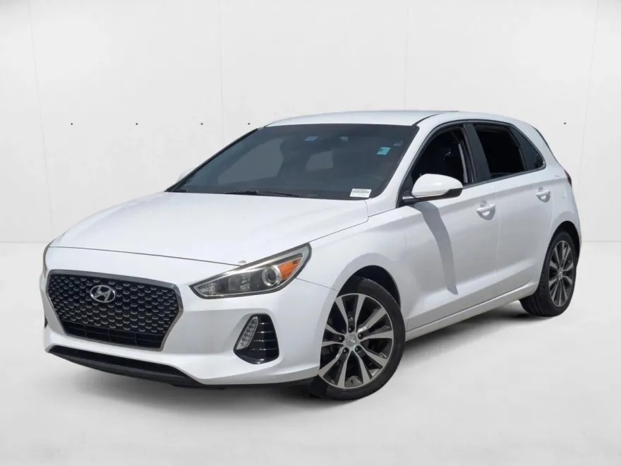 2018 Hyundai Elantra GT Base photo 1
