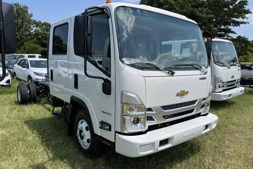 2025 Chevrolet Silverado 3500HD photo 1
