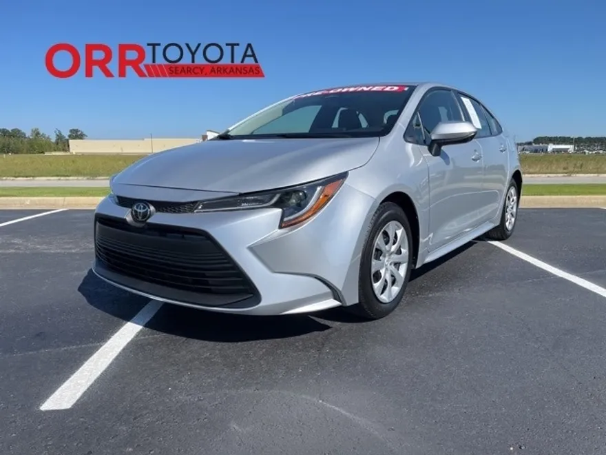 2023 Toyota Corolla SE XLE photo 1