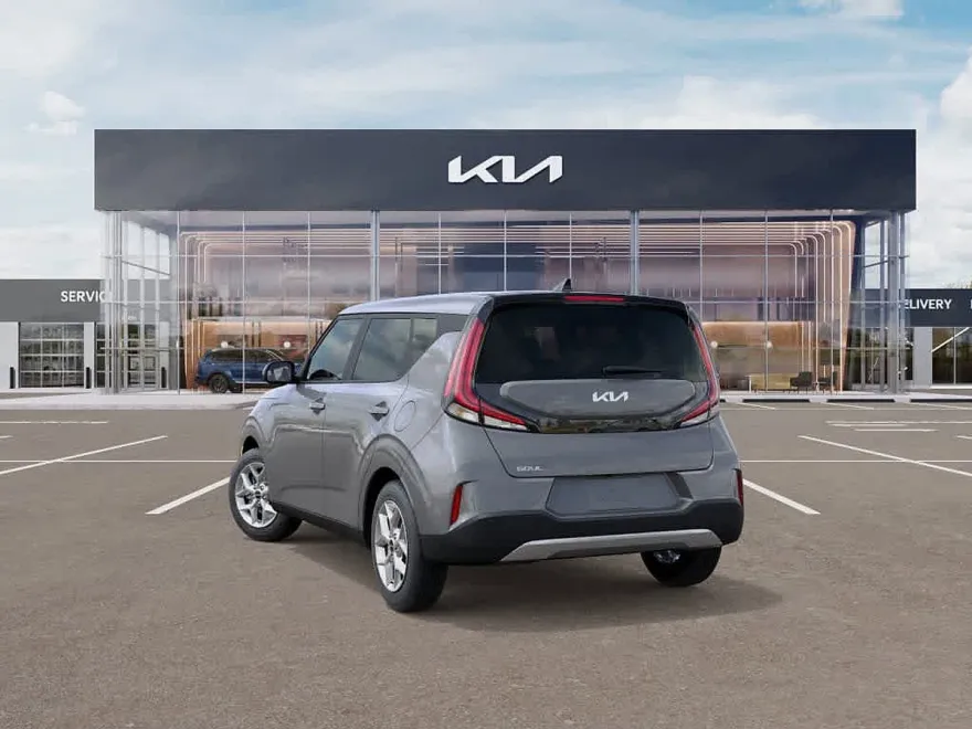 2025 Kia Soul LX photo 1