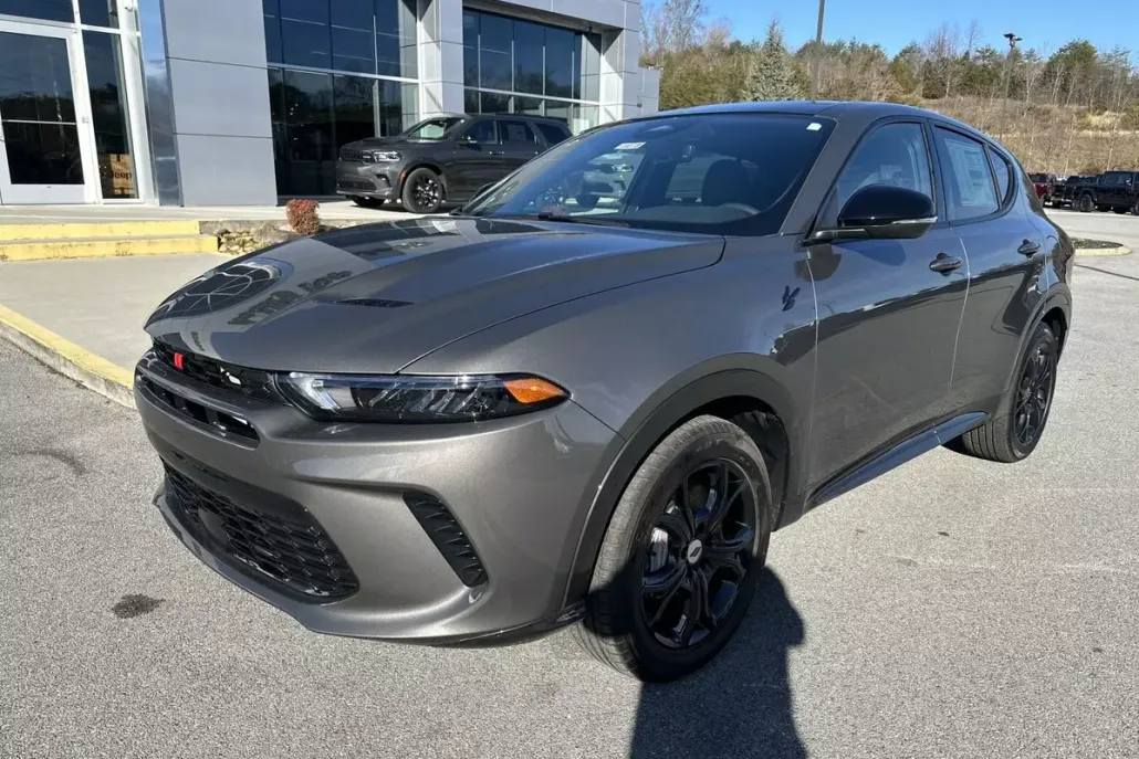 2024 Dodge Hornet R/T Plus photo 1