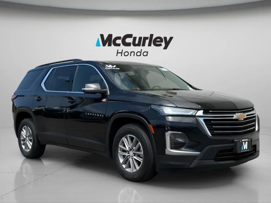 2022 Chevrolet Traverse Cloth photo 1