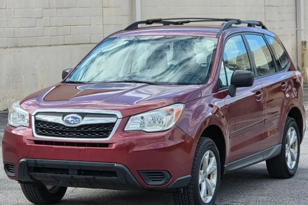 2016 Subaru Forester 2.5i Sport photo 1
