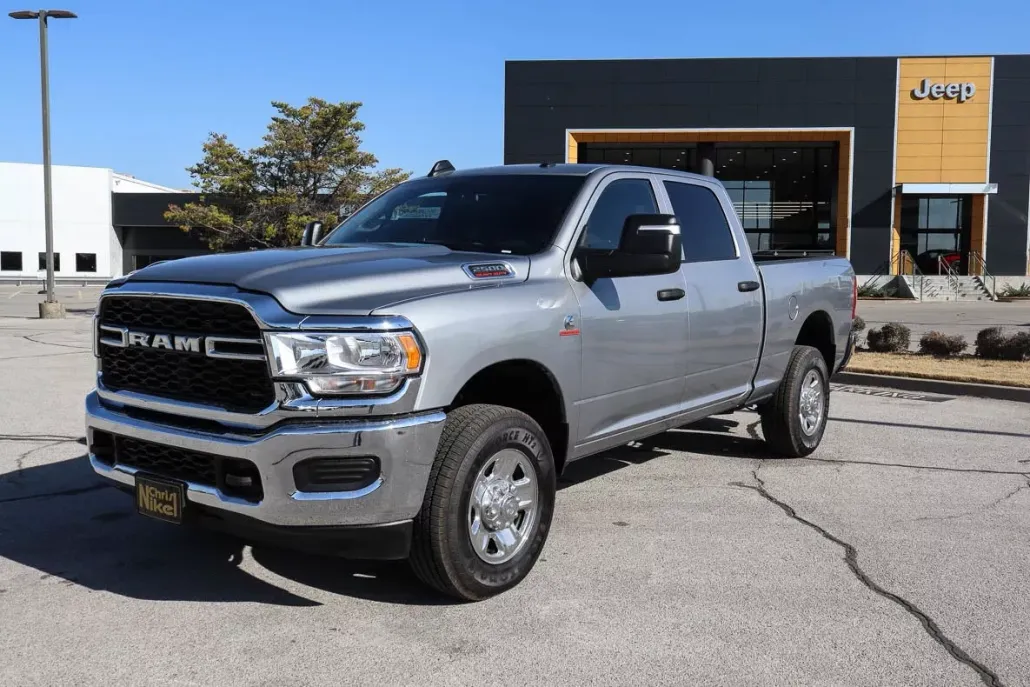 2024 Ram 2500 Tradesman photo 1