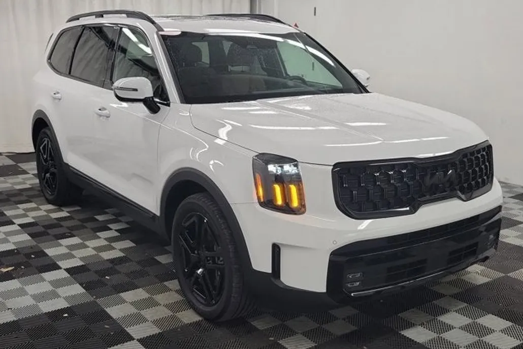 2025 Kia Telluride X-Line photo 1
