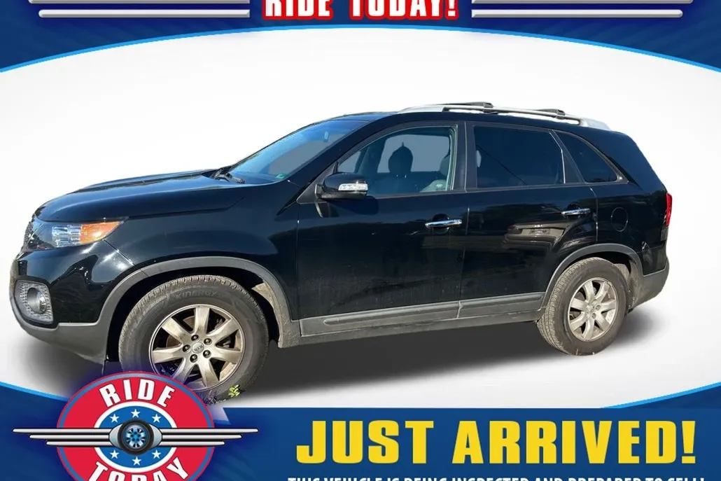 2012 Kia Sorento LX photo 1