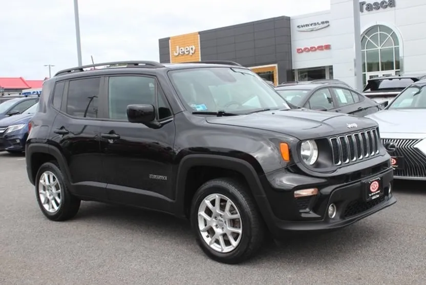 2020 Jeep Renegade Latitude photo 1