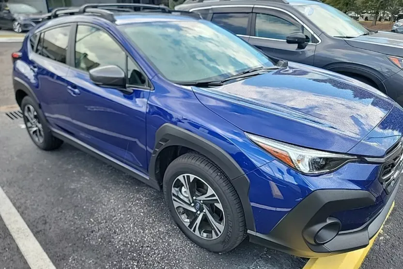 2025 Subaru Crosstrek Premium photo 1