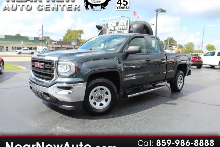 2018 Gmc Sierra Base photo 1