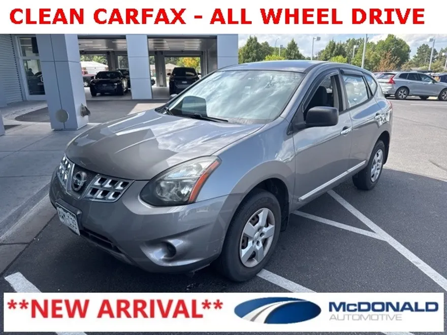 2014 Nissan Rogue Select S photo 1
