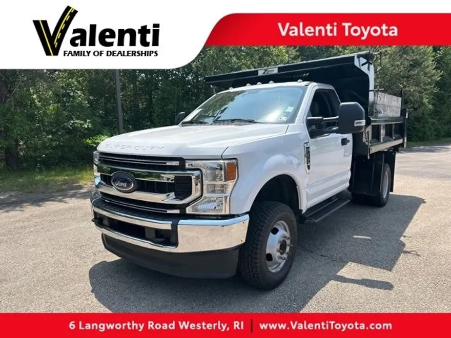 2022 Ford F-350 XL photo 1
