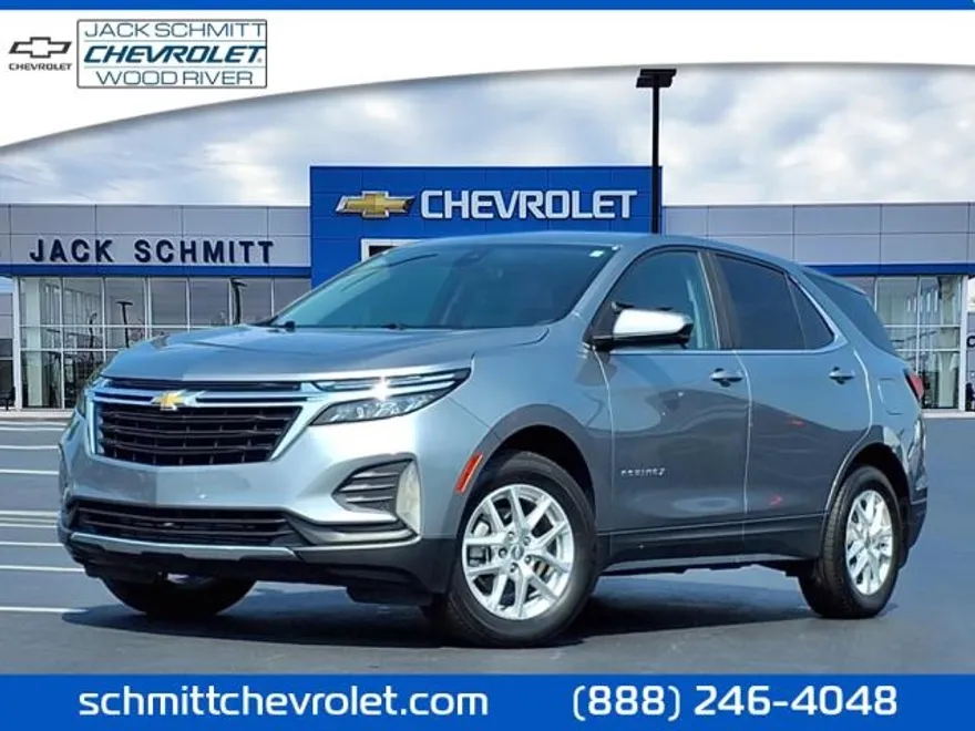 2023 Chevrolet Equinox LT photo 1