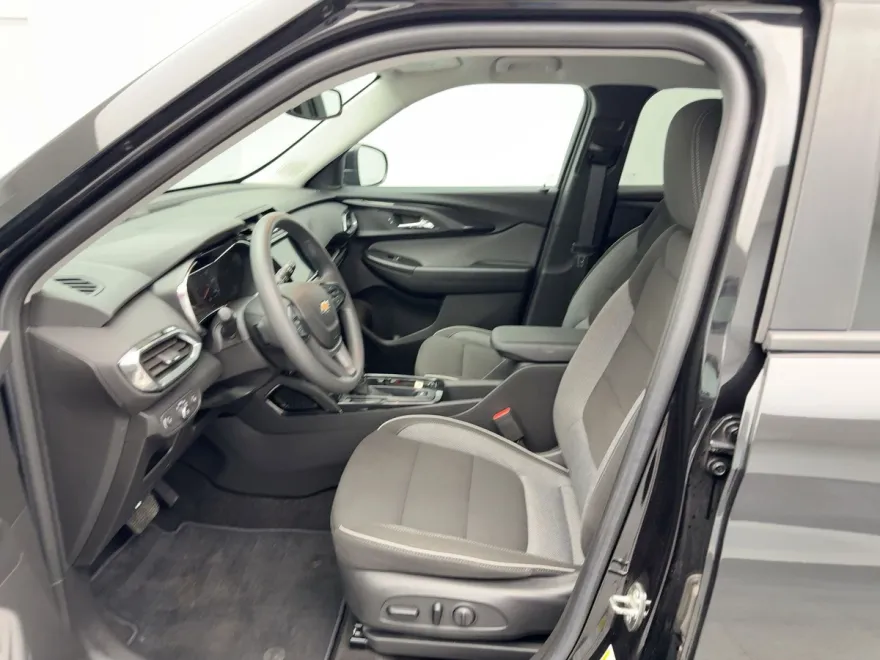 2022 Chevrolet Trailblazer LT photo 1