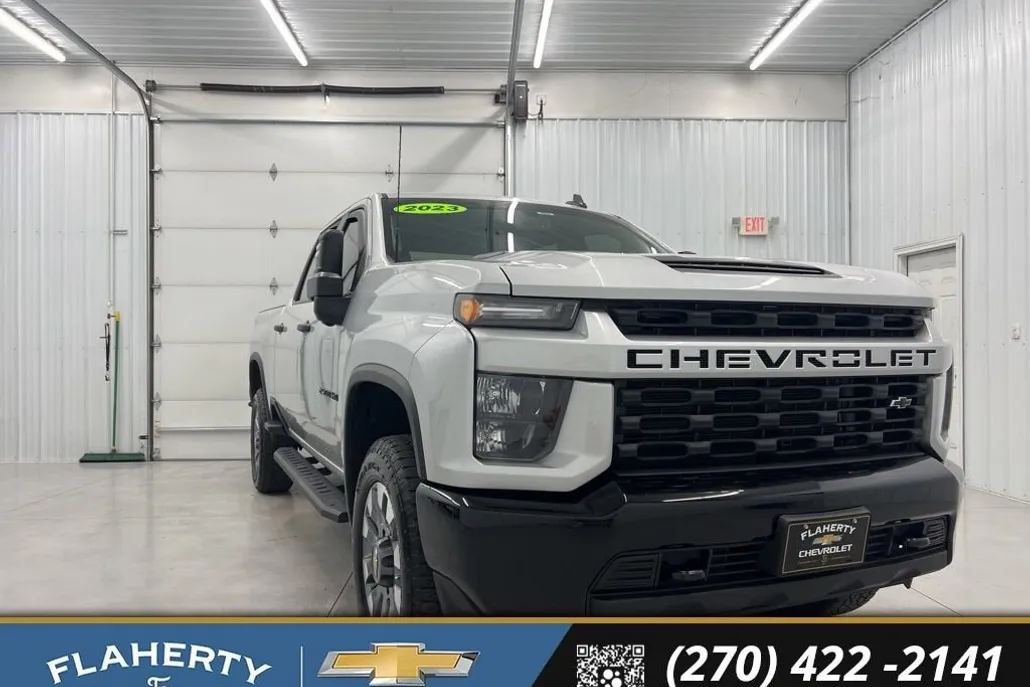 2023 Chevrolet Silverado 2500HD Custom photo 1