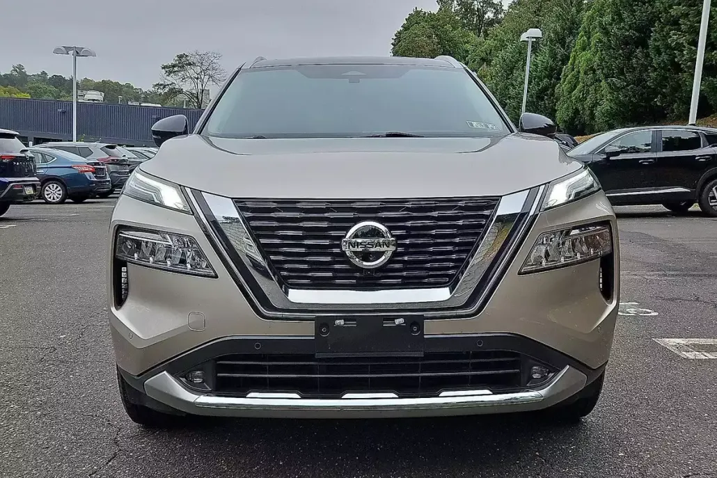 2021 Nissan Rogue Platinum photo 1
