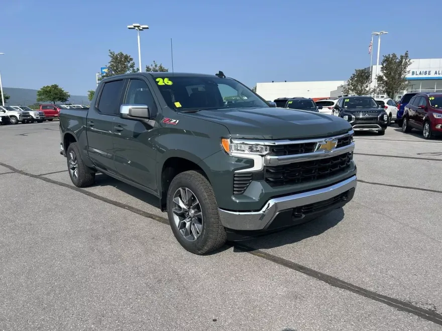2026 Chevrolet Silverado 1500 LT photo 1