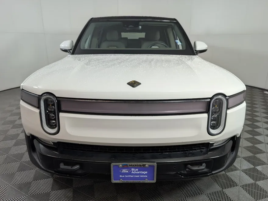 2023 Rivian R1S Adventure photo 1