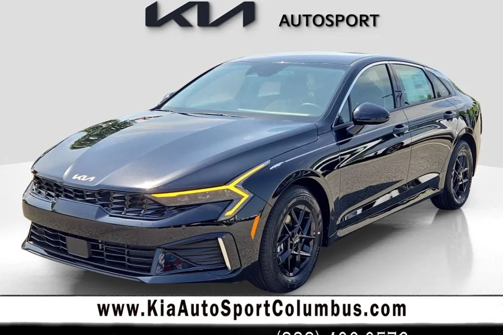 2026 Kia K5 LXS photo 1