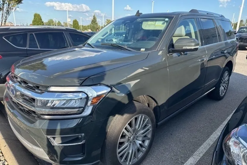 2023 Ford Expedition Limited photo 1