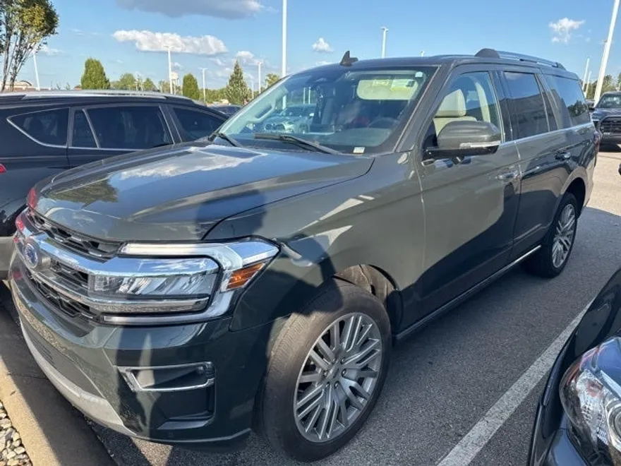 2023 Ford Expedition Limited photo 1