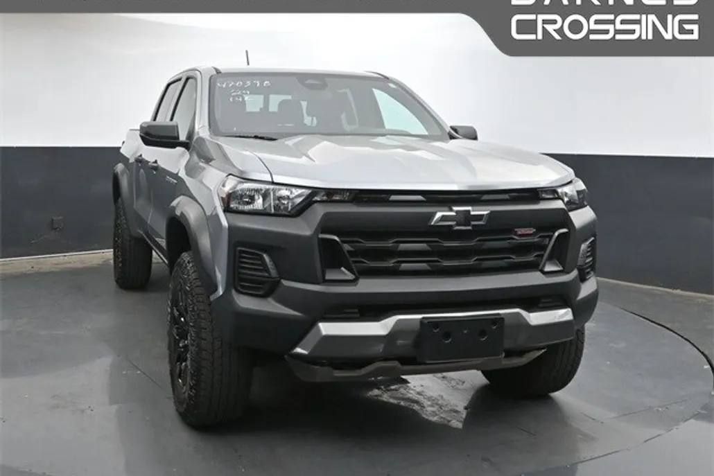 2024 Chevrolet Colorado Trail Boss photo 1