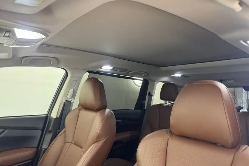 2023 Subaru Ascent Touring photo 1