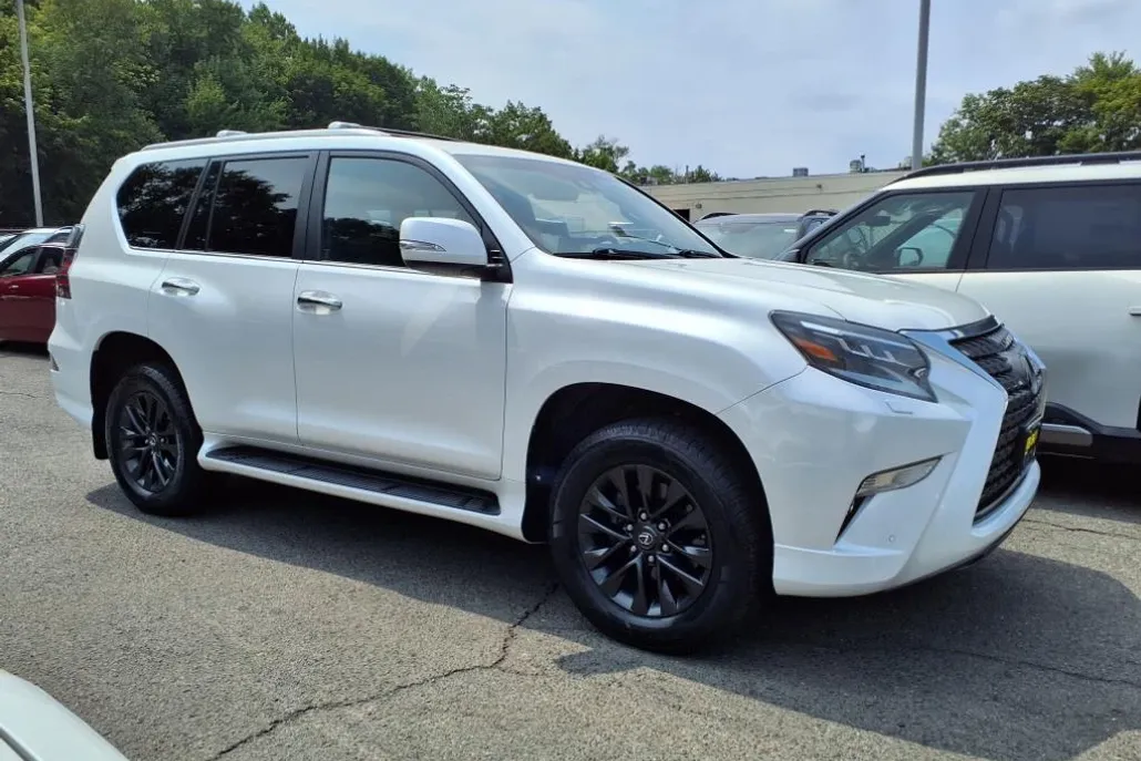 2023 Lexus GX 460 Base photo 1