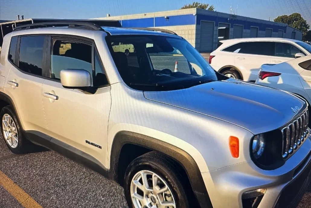 2020 Jeep Renegade Latitude photo 1
