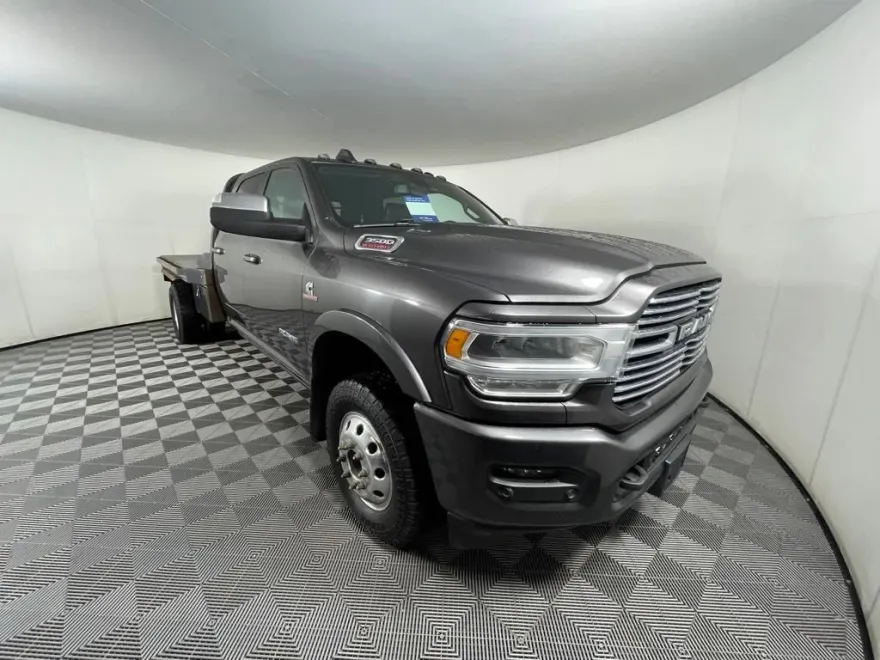 2022 Ram 3500 Laramie photo 1