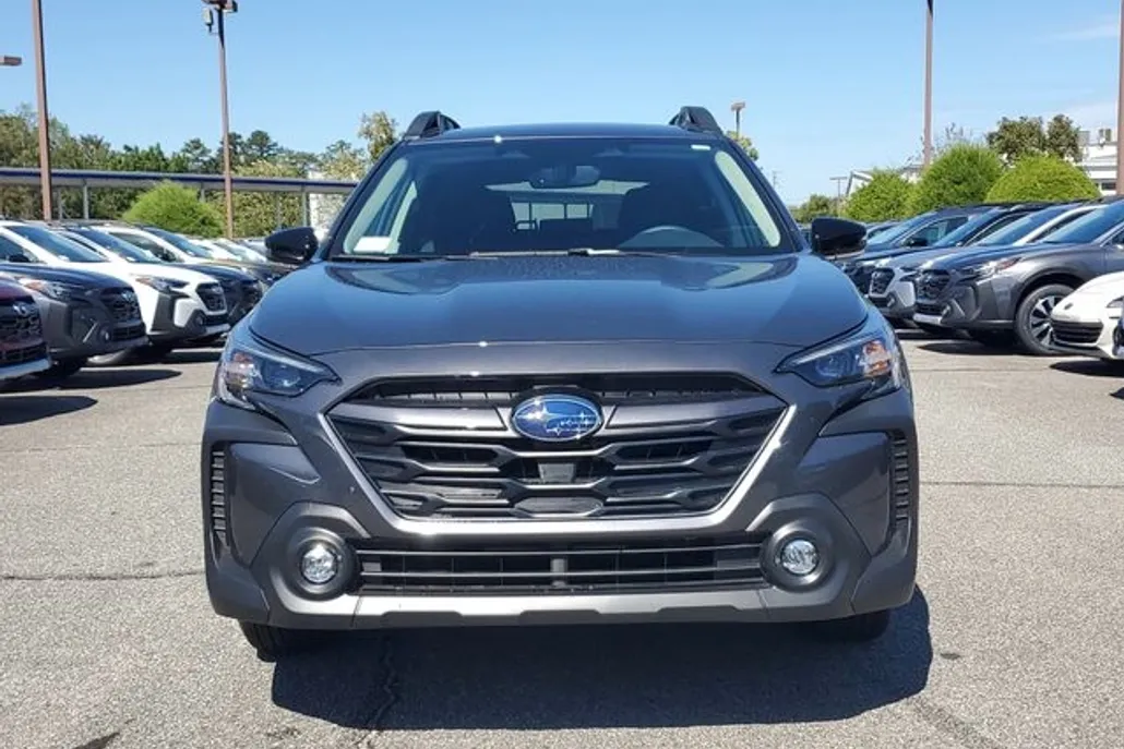 2025 Subaru Outback Premium photo 1
