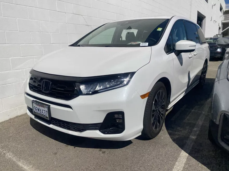 2025 Honda Odyssey Elite photo 1