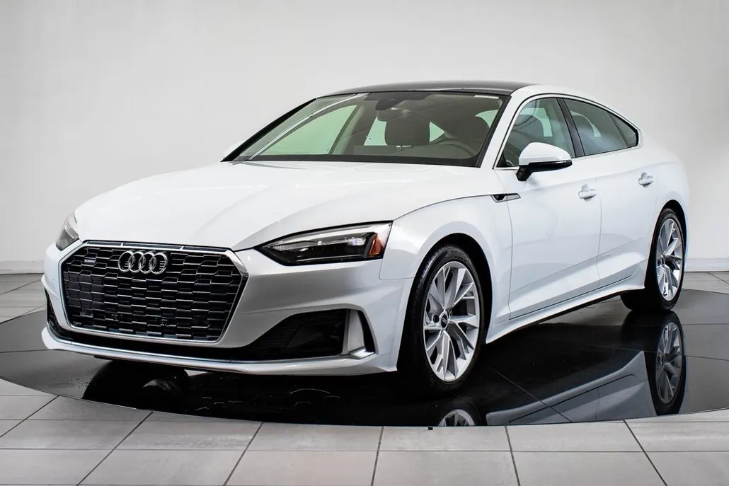 2022 Audi A5 Premium Quattro photo 1