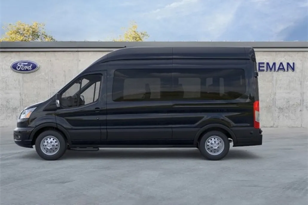 2025 Ford Transit photo 1