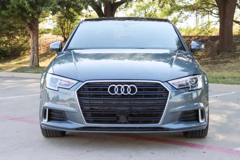 2018 Audi A3 Premium photo 1
