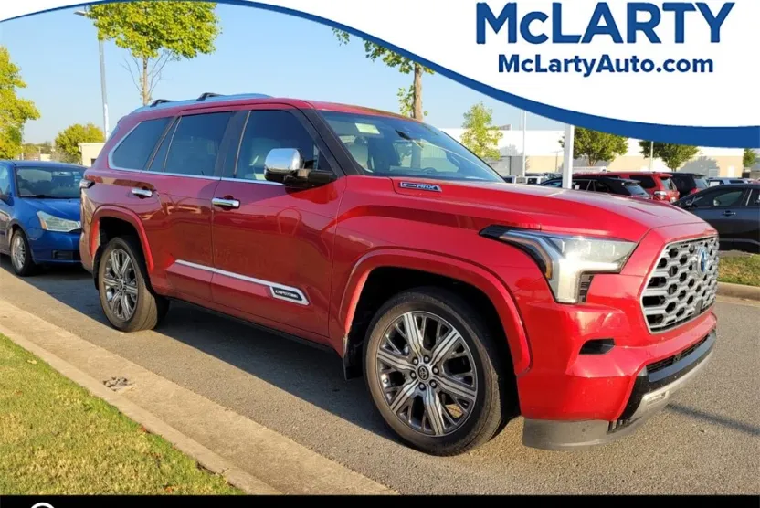 2024 Toyota Sequoia Capstone photo 1
