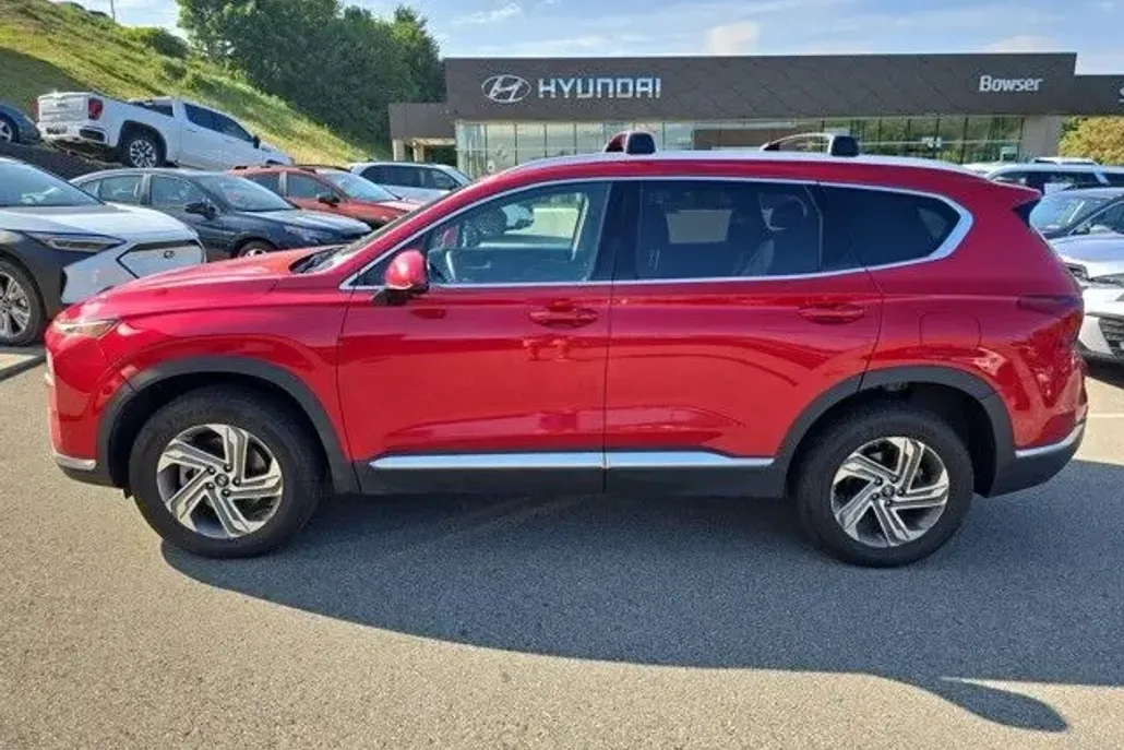 2022 Hyundai Santa Fe SEL photo 1