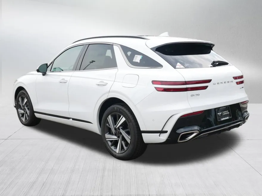 2026 Genesis GV70 3.5T Sport Advanced photo 1
