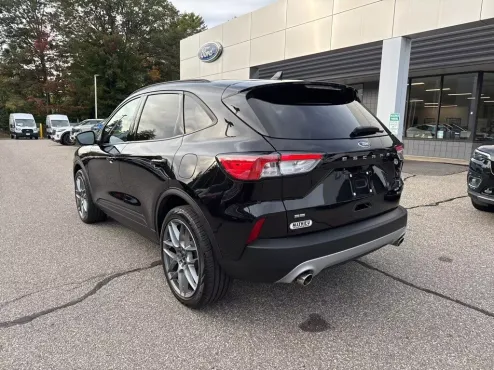 2020 Ford Escape SE Sport Hybrid photo 4