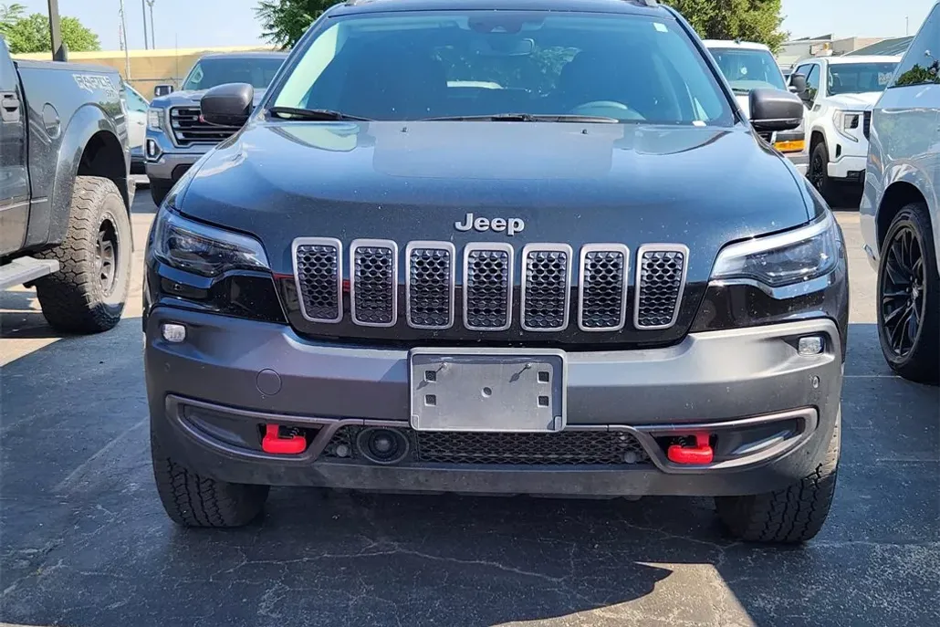 2021 Jeep Cherokee Trailhawk photo 1