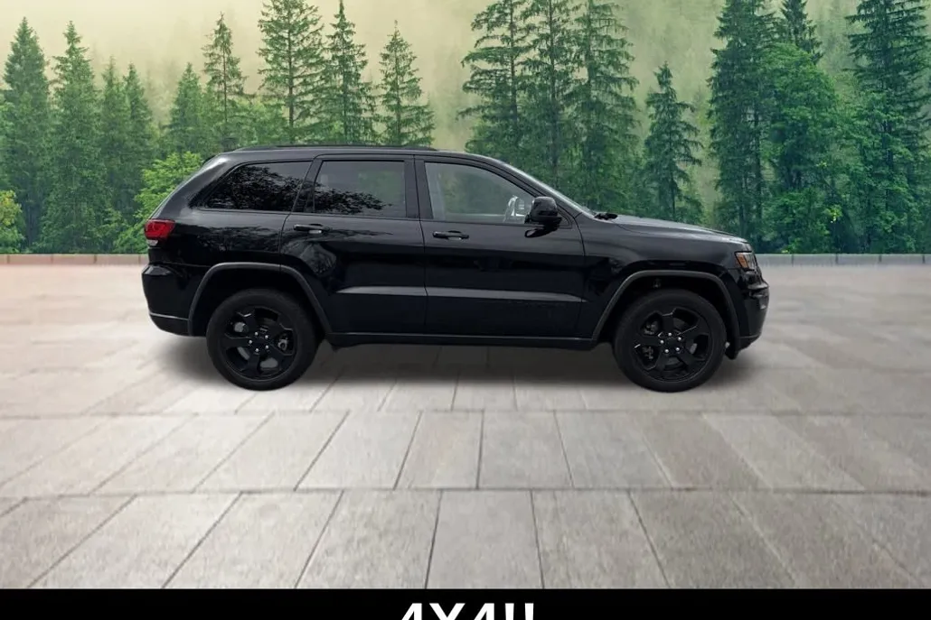2021 Jeep Grand Cherokee Freedom photo 1