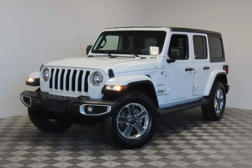2023 Jeep Wrangler Sahara photo 1