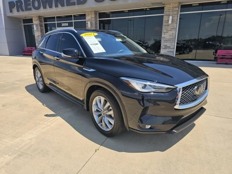 2021 Infiniti QX50 Luxe photo 1