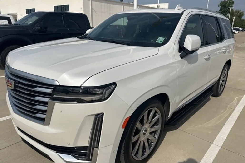 2023 Cadillac Escalade Premium Luxury Platinum photo 1