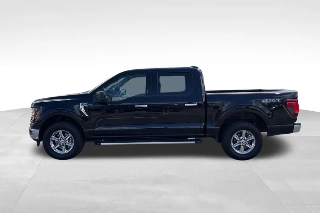 2024 Ford F-150 XLT photo 1