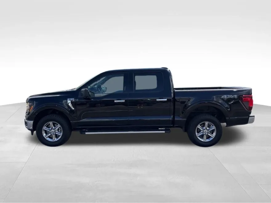 2024 Ford F-150 XLT photo 1
