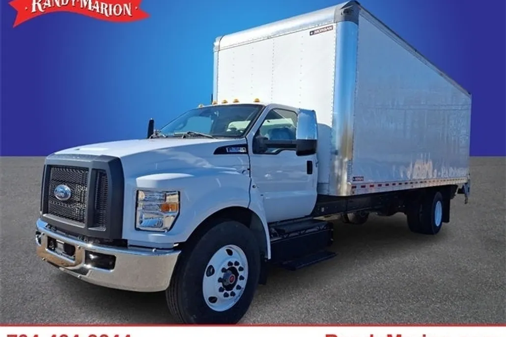 2023 Ford F-650 photo 1